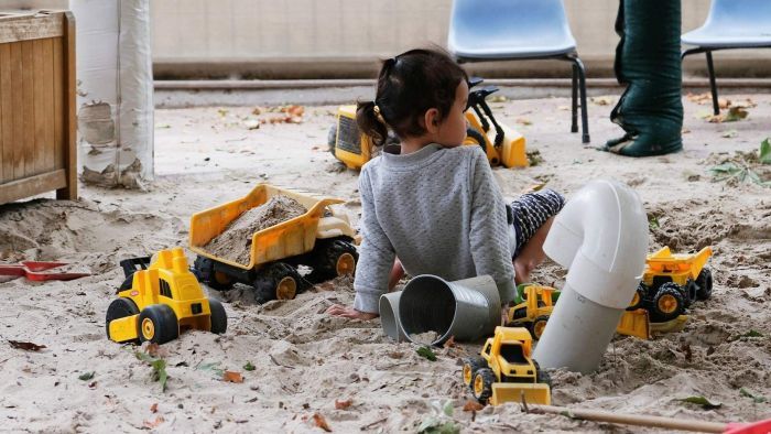 Labor promete aprendizaje temprano gratuito para los niños de tres años de Canberra, en cuatro años